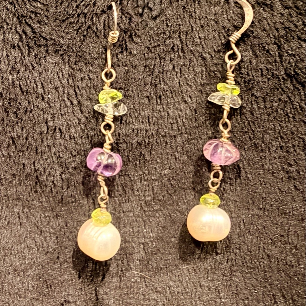 Chic Pearl and Bead Dangle Earrings